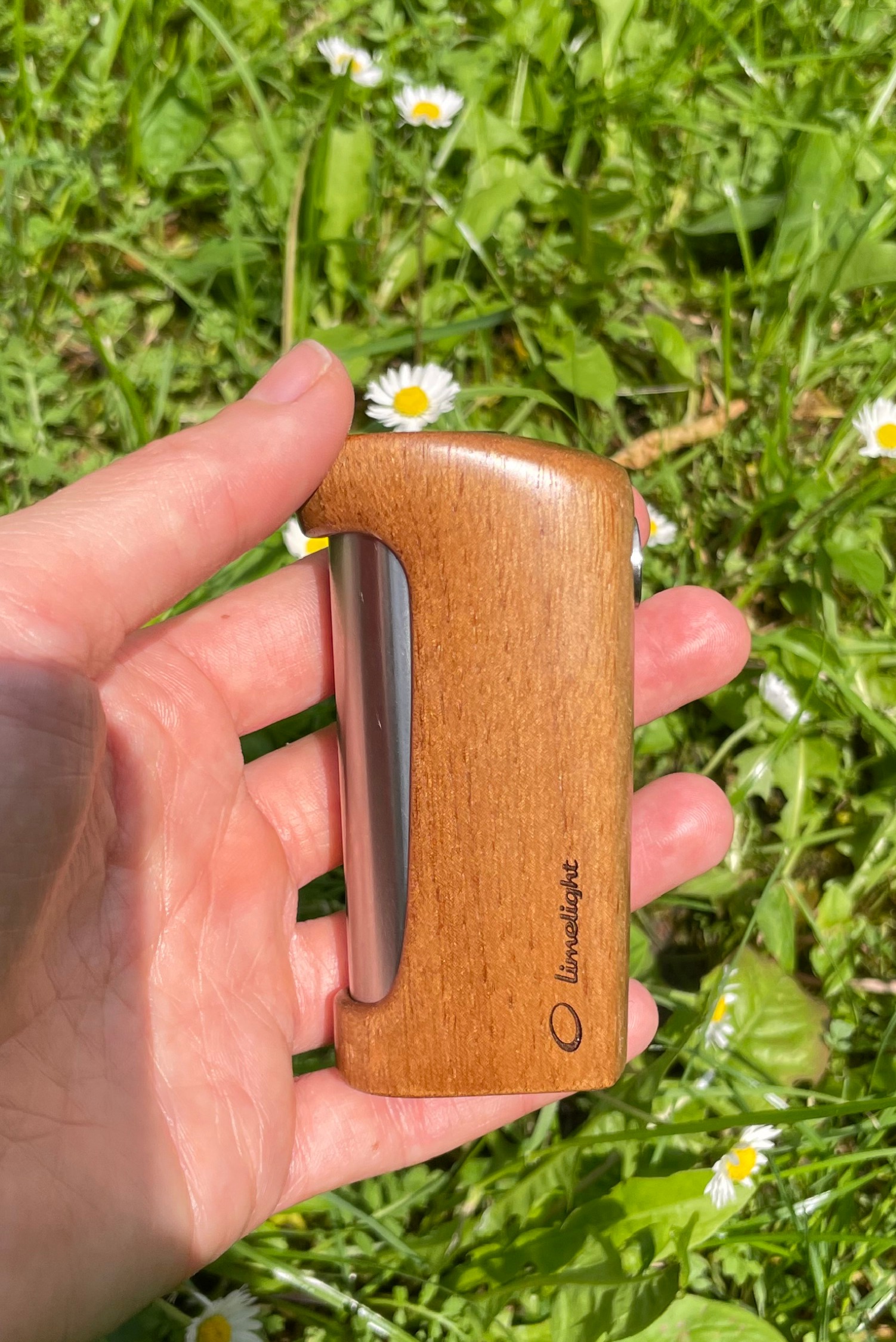 Limelight Freehand M Walnut Wood1 DNA60C Akkuträger Walnuss