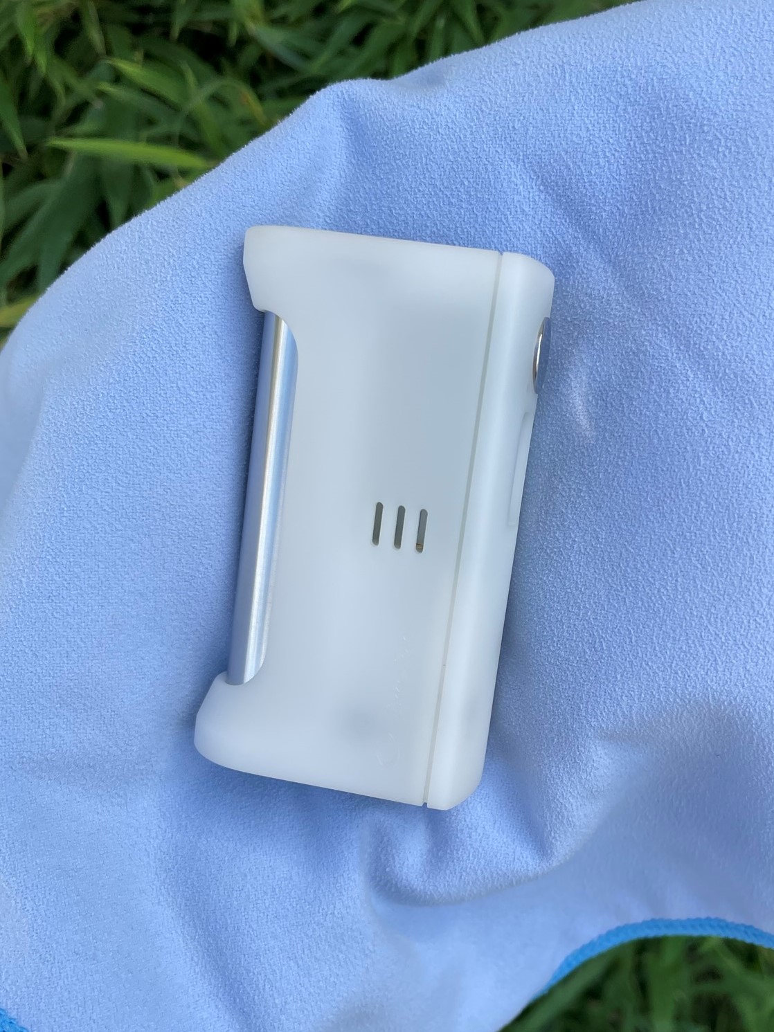 Limelight Wicket AIO Bliss Top Button Taster Weiß POM
